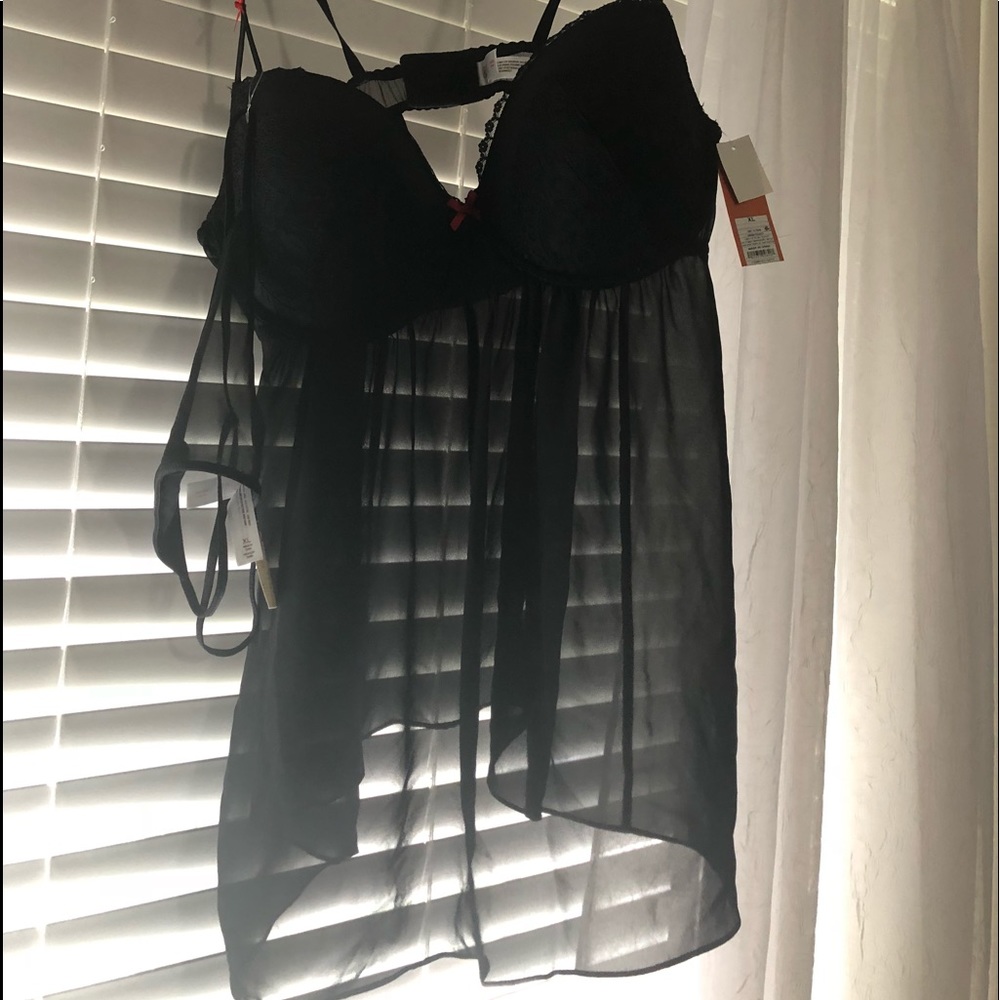 Black lingerie - size XL